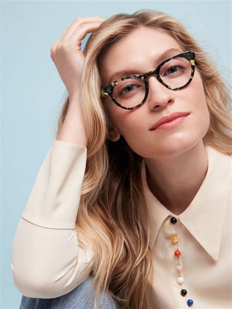 Warby Parker .